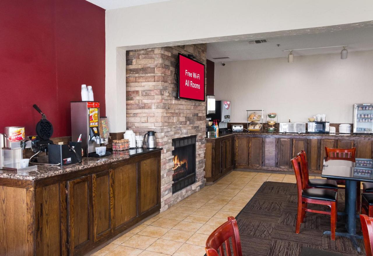 Red Roof Inn Dumas Luaran gambar